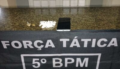 Imagem da notícia Dois jovens são presos por tráfico de drogas após tentativa de fuga, em Coxim